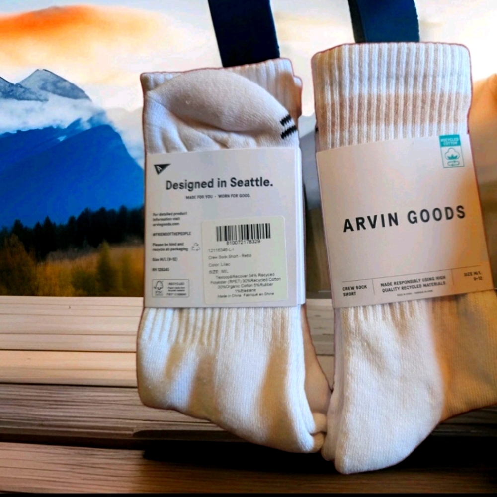2 Pack Arvin Goods Unisex Retro Crew Sock Short White Lilac M/L Size 9-12